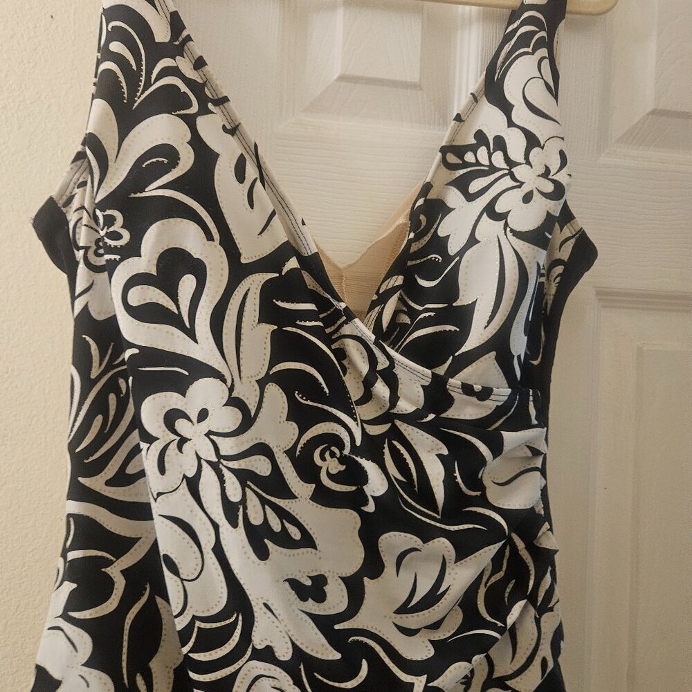 Inches away slimming swimsuit flattering Tummy Control black beige Floral 20